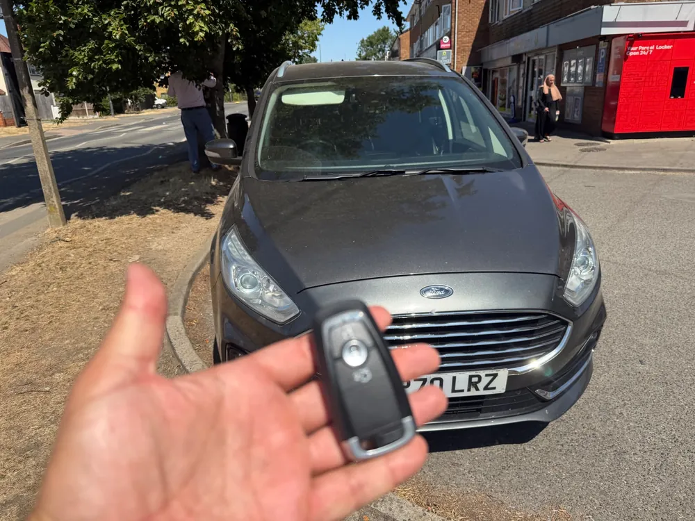 Ford Galaxy — Replacement keyless key programmed on site by Auto Locksmith Near Me